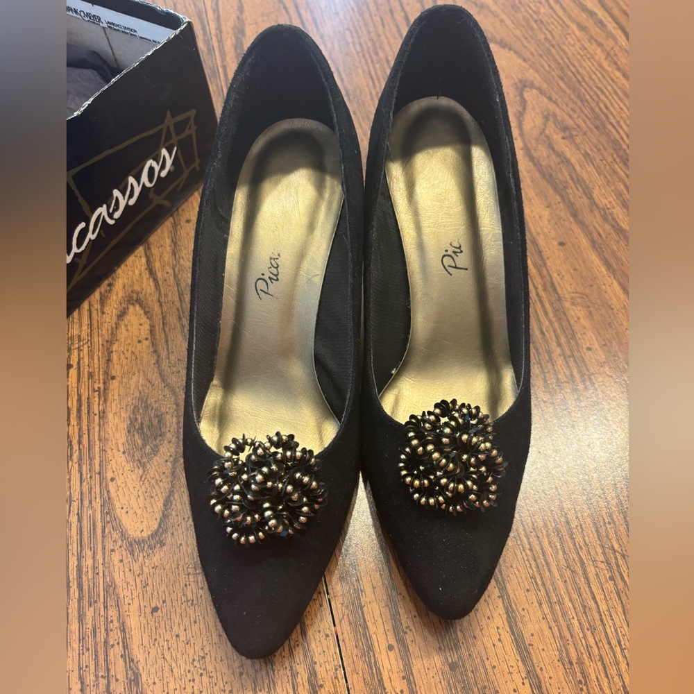 Picasso’s Womens heels size 6.5 with box